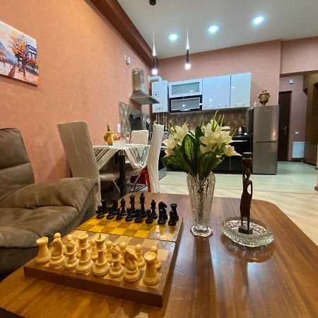 Metta Tbilisi Apartment ภายนอก รูปภาพ