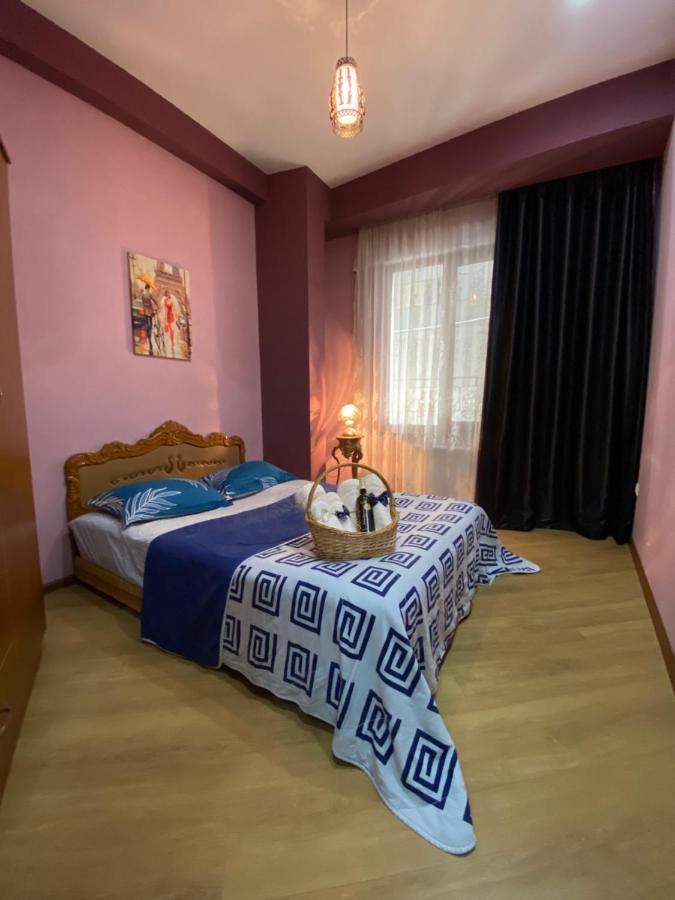 Metta Tbilisi Apartment ภายนอก รูปภาพ