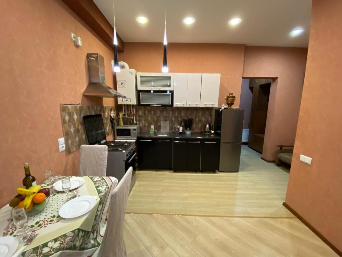 Metta Tbilisi Apartment ภายนอก รูปภาพ