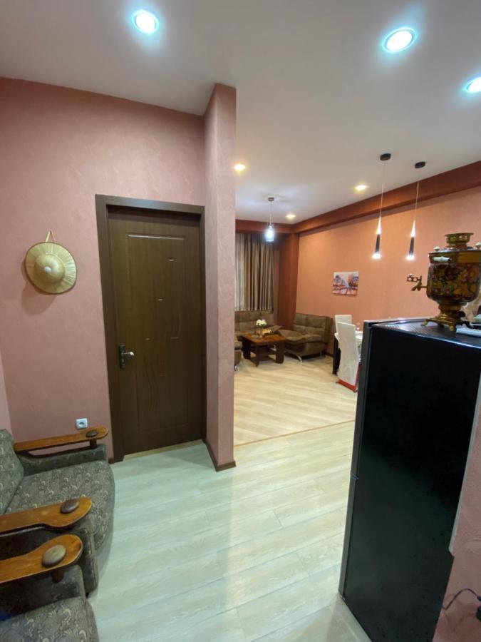 Metta Tbilisi Apartment ภายนอก รูปภาพ