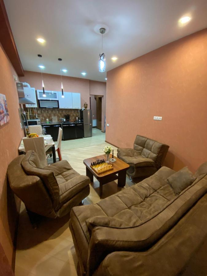 Metta Tbilisi Apartment ภายนอก รูปภาพ